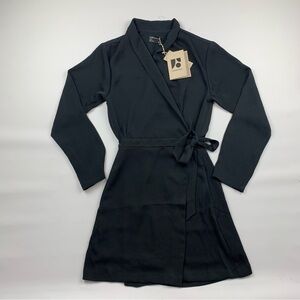NWT !! Frank and Oak the long sleeves wrap dress in black size XS